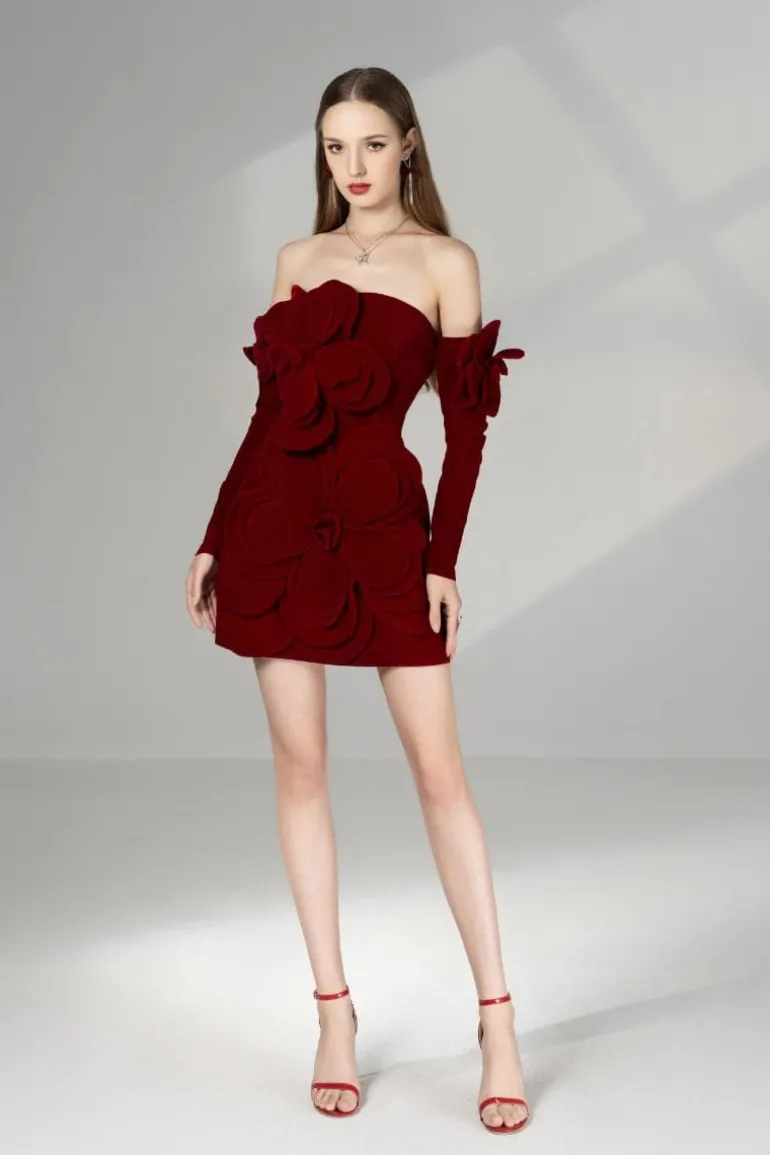 Dresses | Mini Dresses<CULT MIA AMORA A-LINE COLD SHOULDER VELVET MINI DRESS Red