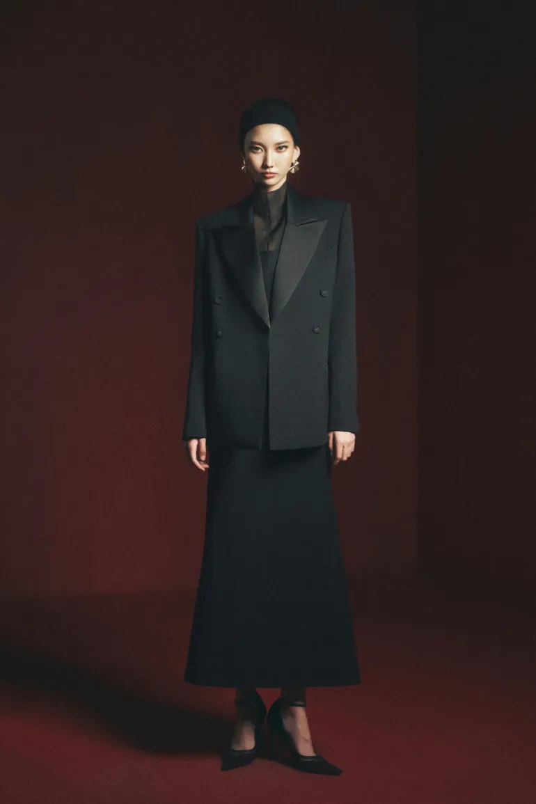 Jackets<CULT MIA ARNOLD STRAIGHT SQUARE SHOULDER BLAZER Black