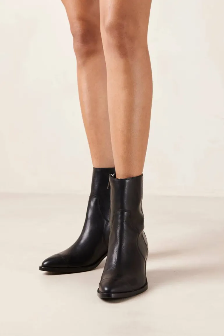 Boots<CULT MIA AUSTIN BLACK LEATHER ANKLE BOOTS