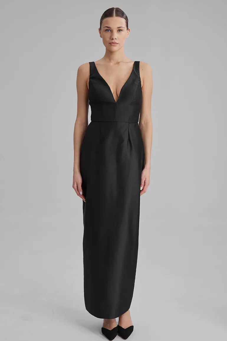 Dresses<CULT MIA AVA BLACK MAXI DRESS Jet Black