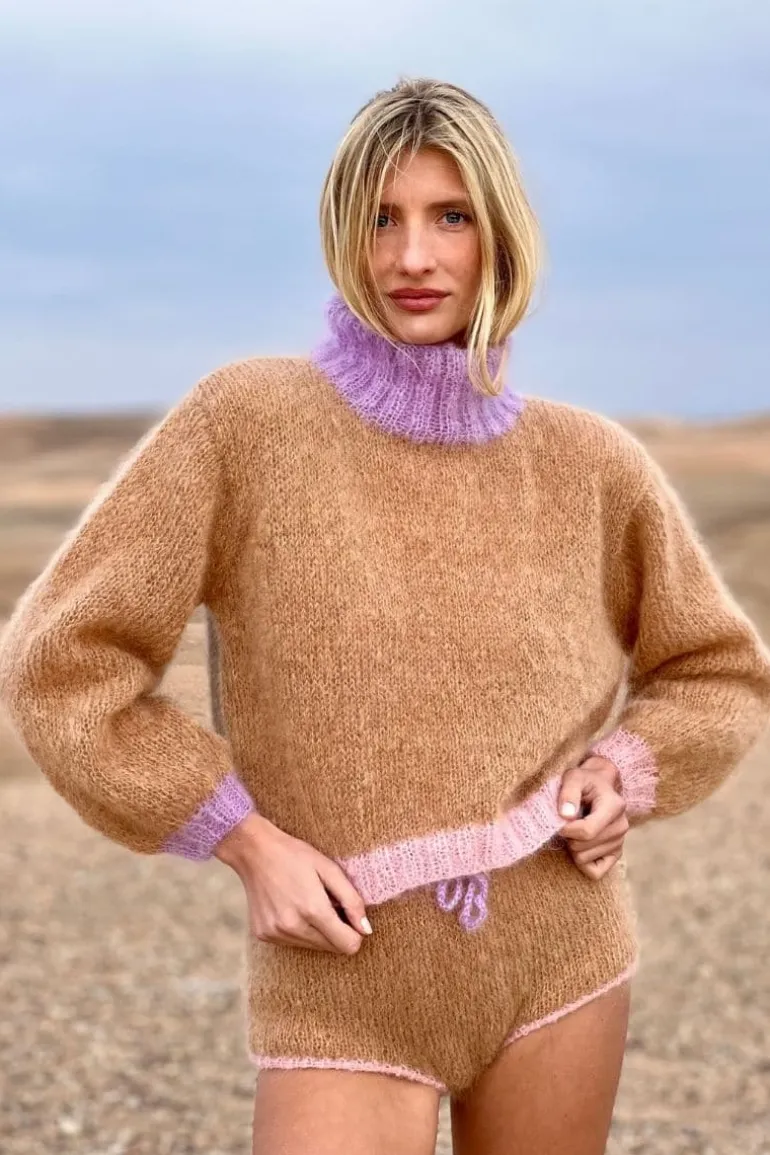 Knitwear<CULT MIA COLORBLOCK MOCK NECK MOHAIR SWEATER Beige