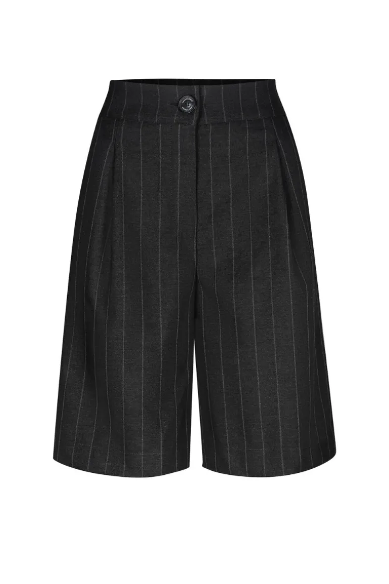 Pants<CULT MIA BERMUDA SHORTS Dark gray