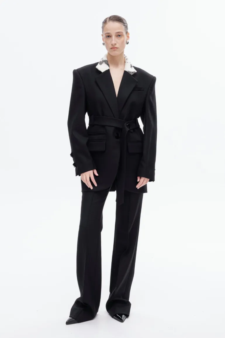 Blazers<CULT MIA BELTED BLAZER WITH FAUX FUR COLLAR Black