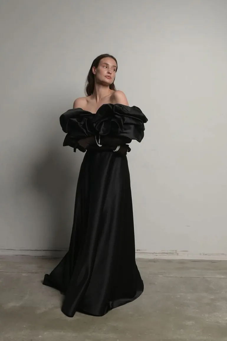 Dresses | Gowns<CULT MIA CORSET DRESS GOWN WITH MERINGUE FLOUNCES Black
