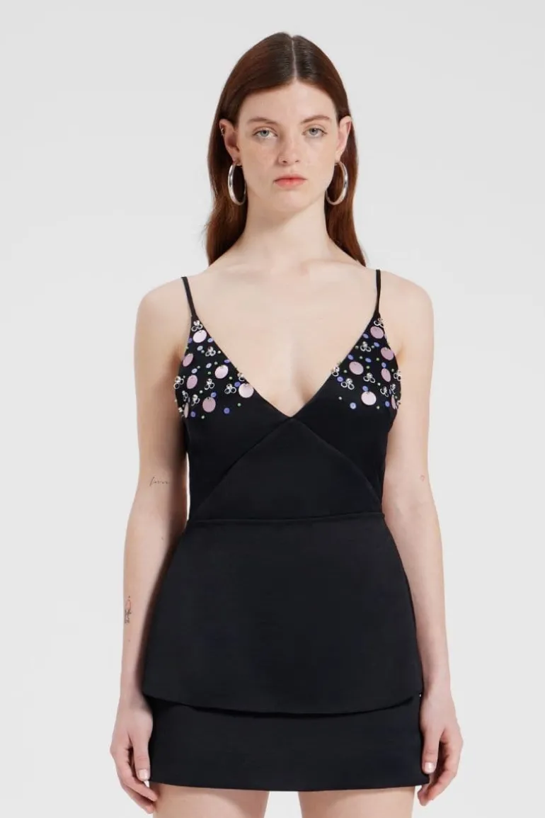 Tops<CULT MIA EMBROIDERED V-NECK TOP Black