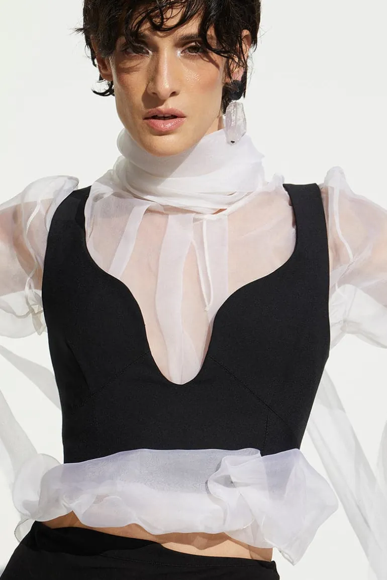 Tops<CULT MIA FITTED CROP TOP Black