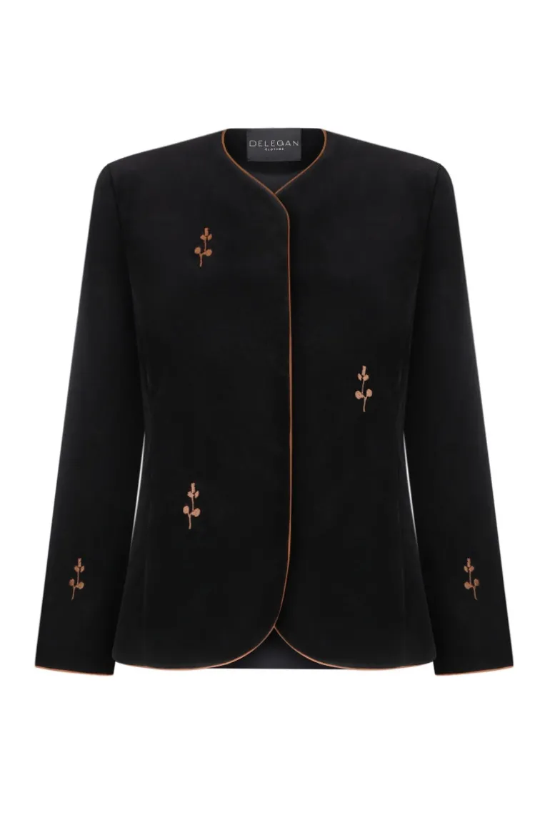 Jackets<CULT MIA ROSE EMBROIDERED JACKET Black