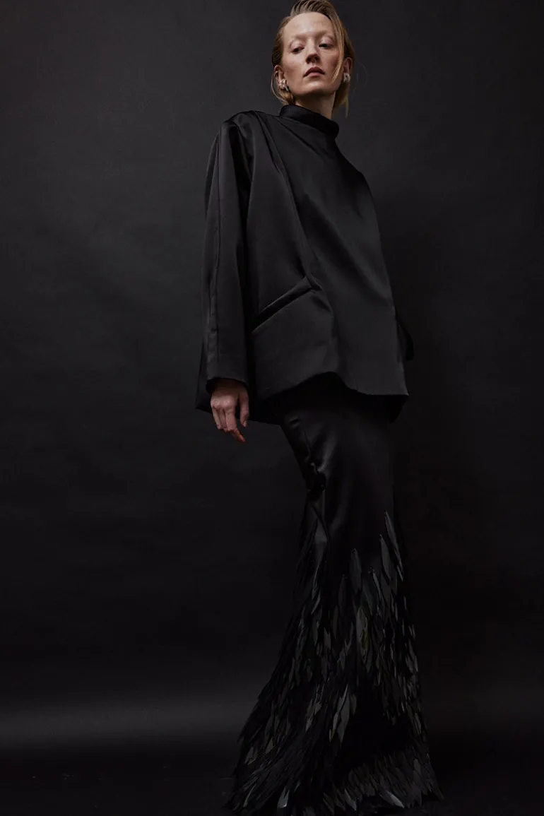 Tops<CULT MIA SATIN OVERSIZED BLOUSE Black