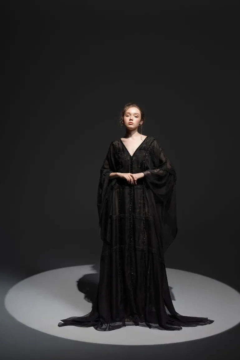 Dresses<CULT MIA SUNIE SILK STRAIGHT MAXI DRESS Black