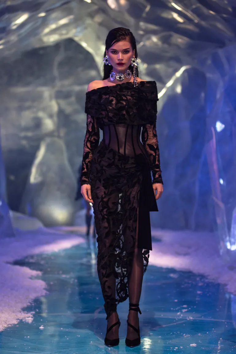 Dresses | Midi Dresses<CULT MIA VELVET BLEND OFF SHOULDER LACE MIDI DRESS Black