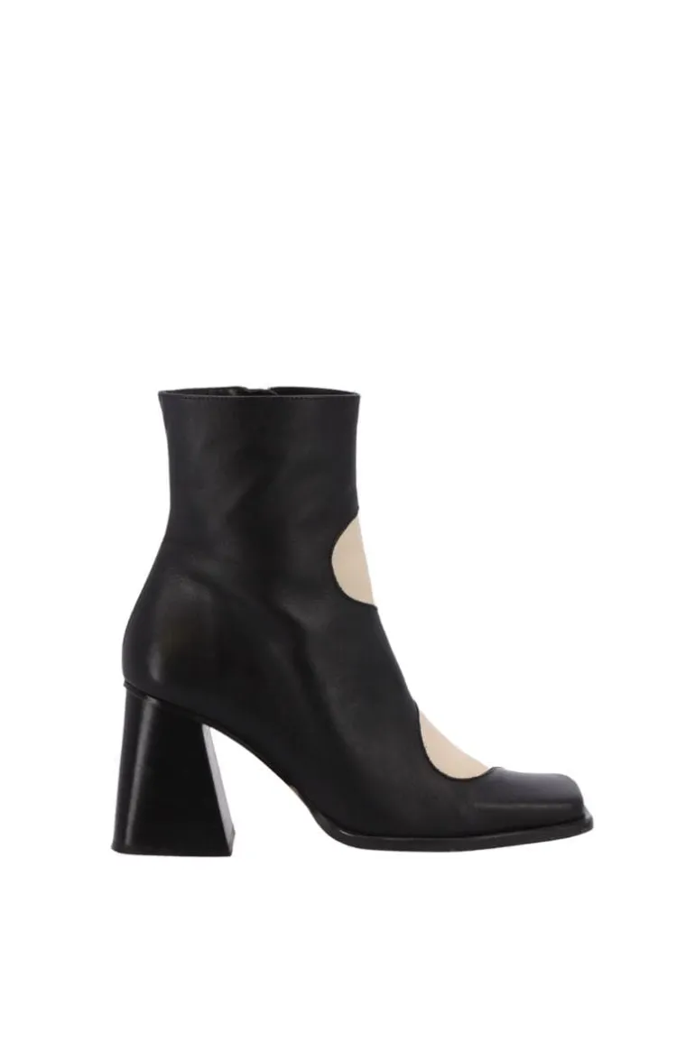 Boots<CULT MIA BLAIR BICOLOR BLACK CREAM ANKLE BOOTS