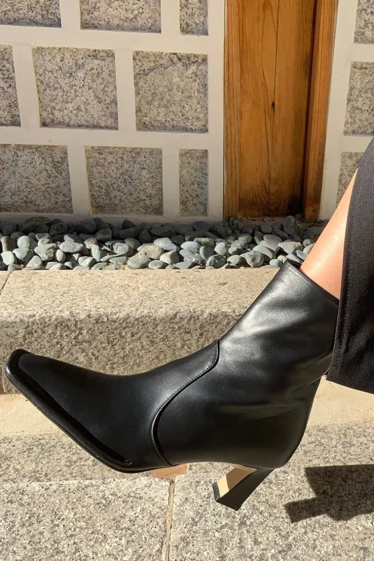 Boots<CULT MIA CALAIS ANKLE BOOTS Black