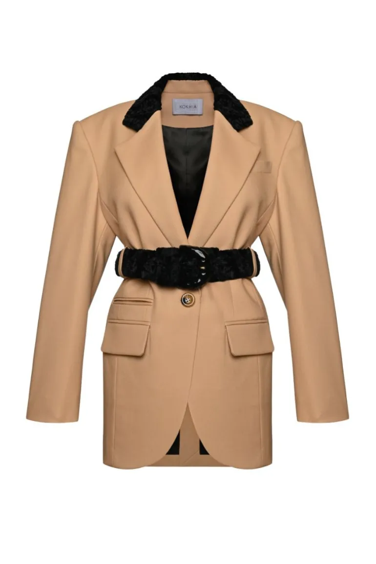 Blazers<CULT MIA BELTED BLAZER WITH FAUX FUR COLLAR Camel