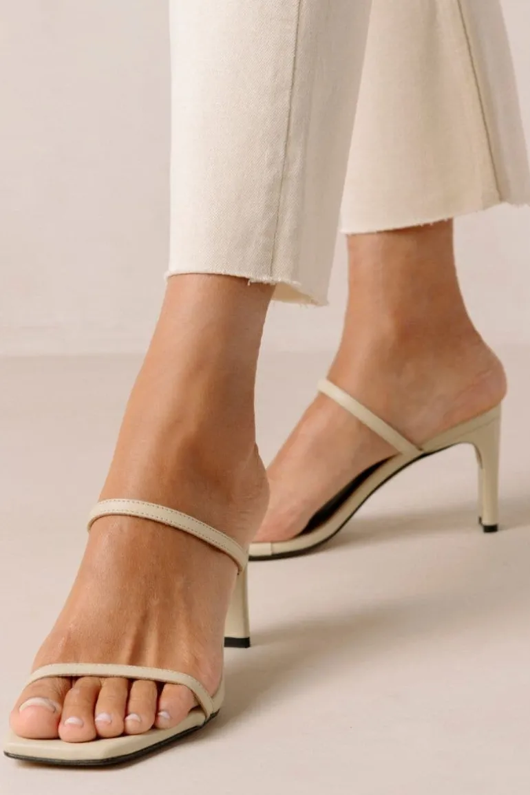 Heels<CULT MIA CANNES BEIGE MULES