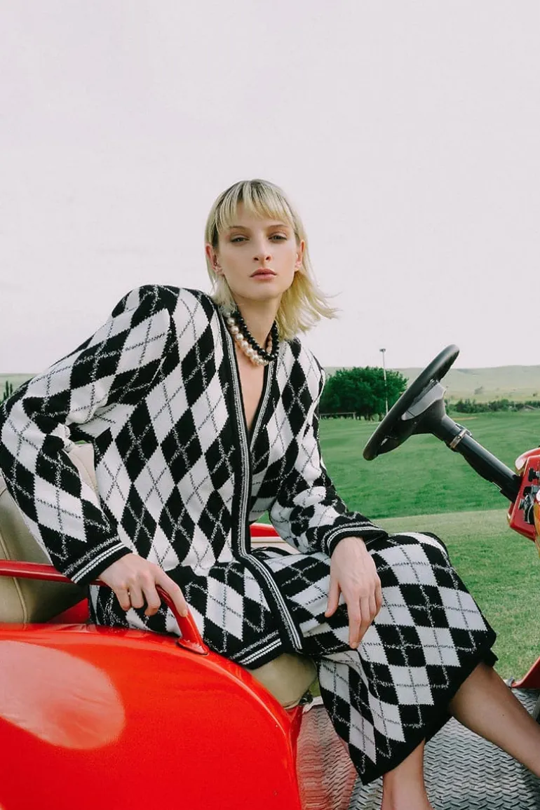 Knitwear<CULT MIA CHECKERS LONG LINE CARDIGAN Black & White