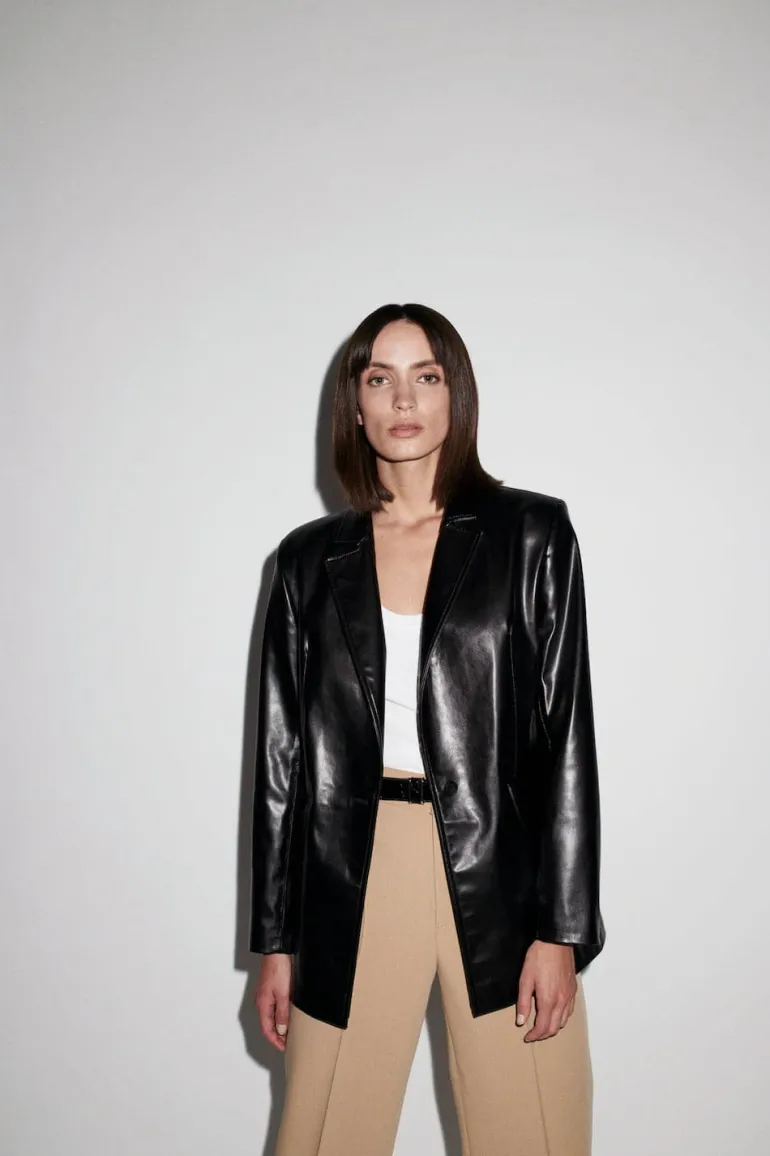 Blazers<CULT MIA CHESCA OVERSIZED LEATHER BLAZER Black
