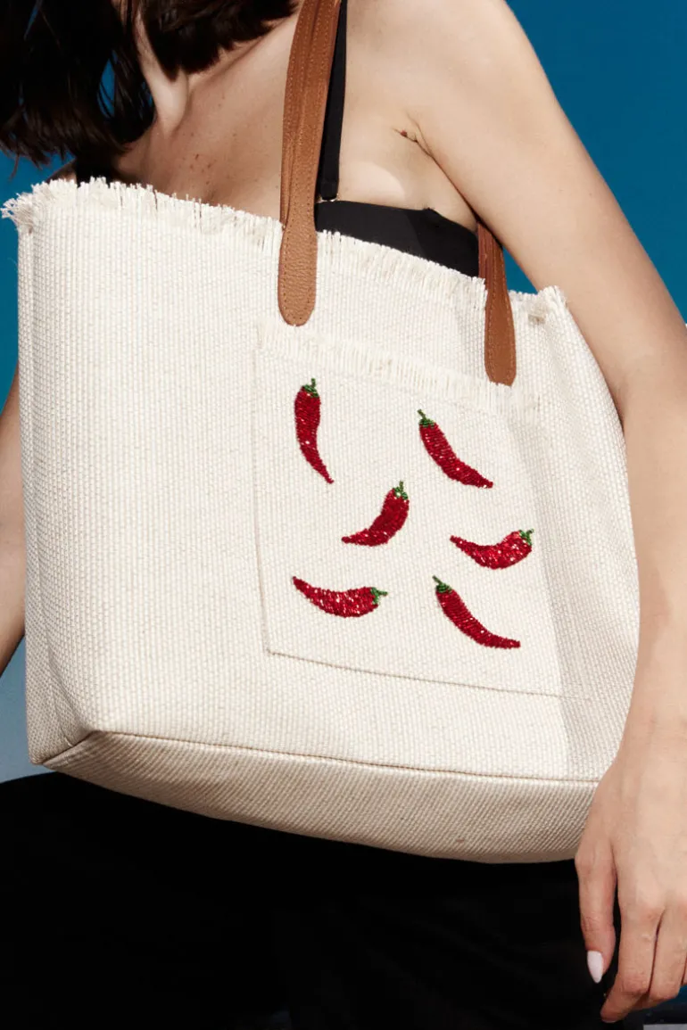 Shoulder Bags<CULT MIA CHILLI ON TRAVEL BAG White