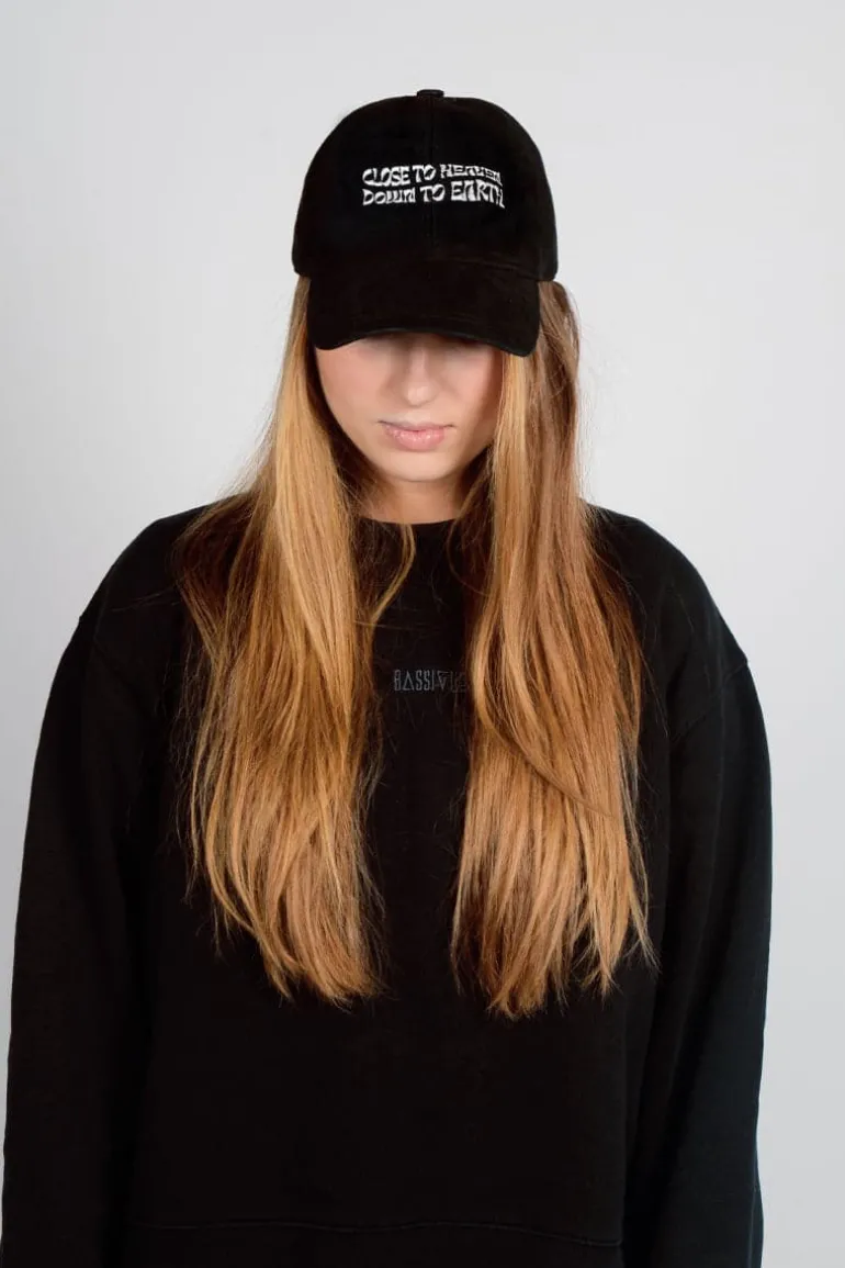 Hats<CULT MIA CLOSE TO HEAVEN EMBROIDERED CAP Black
