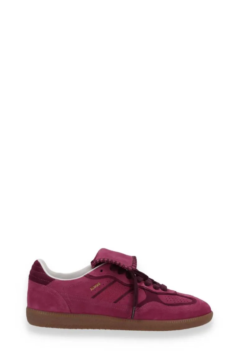 Flats<CULT MIA CLUB SUEDE LEATHER SNEAKERS IN RASPBERRY