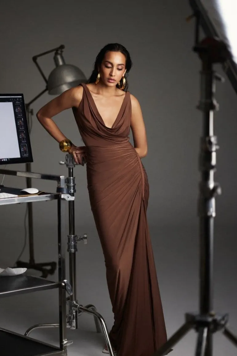 Dresses<CULT MIA X DEME BY GABRIELLA FELICIA MAXI DRESS Cocoa Brown