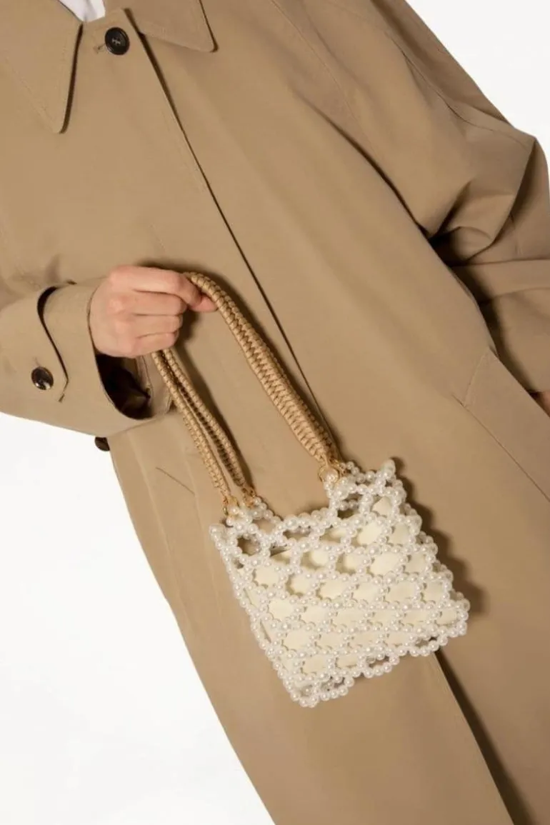 Shoulder Bags<CULT MIA MATHILDA PEARL BEADED TOTE BAG Ecru