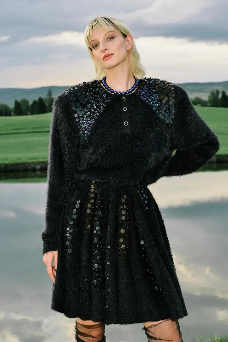 Knitwear<CULT MIA EMBELLISHED COLLARED SWEATER Black