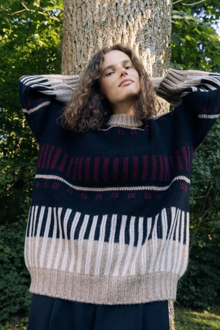 Knitwear<CULT MIA ETHNO SWEATER IN Black