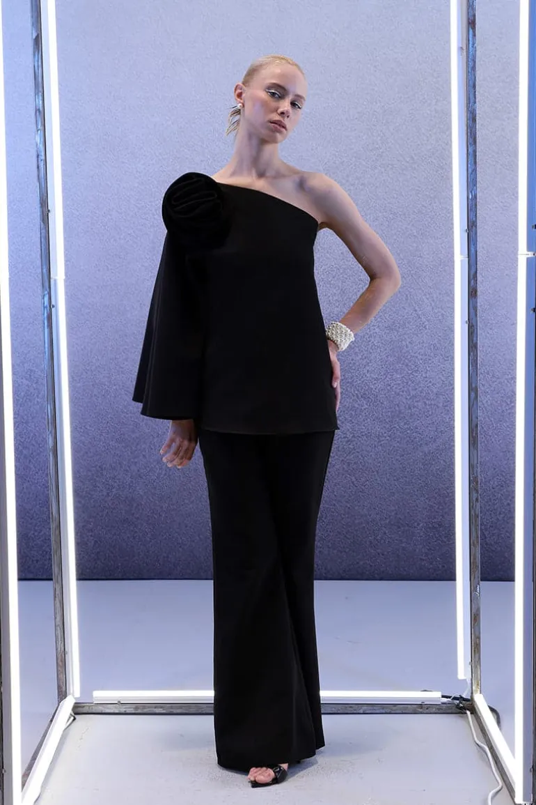 Outfit Sets<CULT MIA FLORAL ADORNED ONE-SHOULDER BLACK TOP AND PANTS SET Midnight black