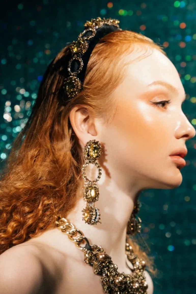 Earrings<CULT MIA FONTANA CRYSTAL AND SEED BEADED CLIP ON EARRINGS Gold