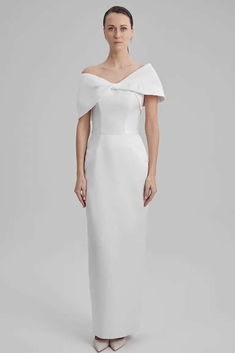 Dresses<CULT MIA GIGI WHITE MAXI DRESS WITH SHOULDER BOW Star White