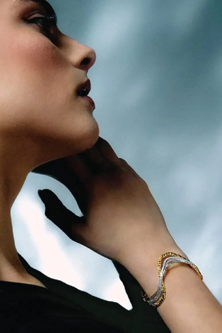 Bracelets<CULT MIA GOLD AND SILVER RIPPLE BRACELET Gold & Silver