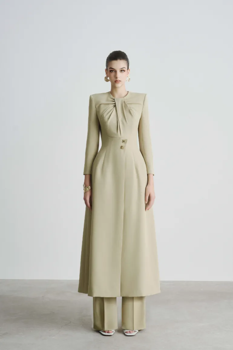 Tops<CULT MIA HELEN SLIT SQUARE SHOULDER LONG LENGTH SHIRT Olive
