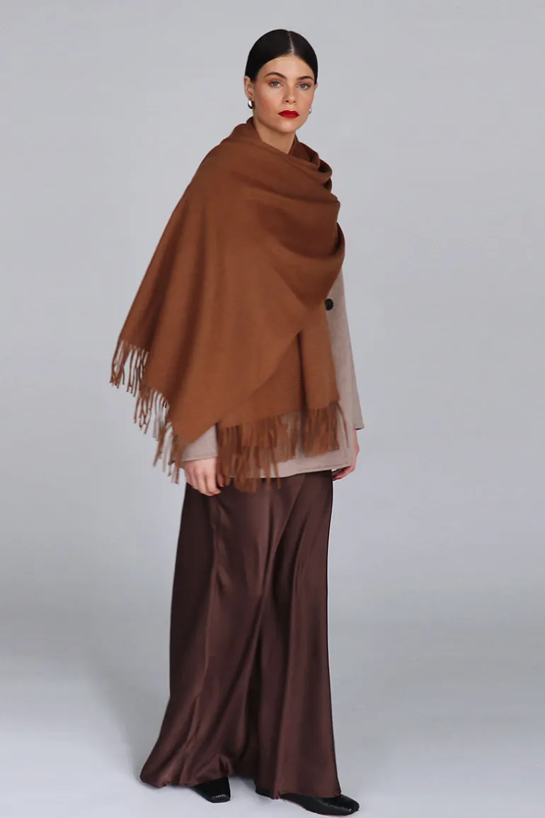 Scarves<CULT MIA HELENA CASHMERE SHAWL IN Birch