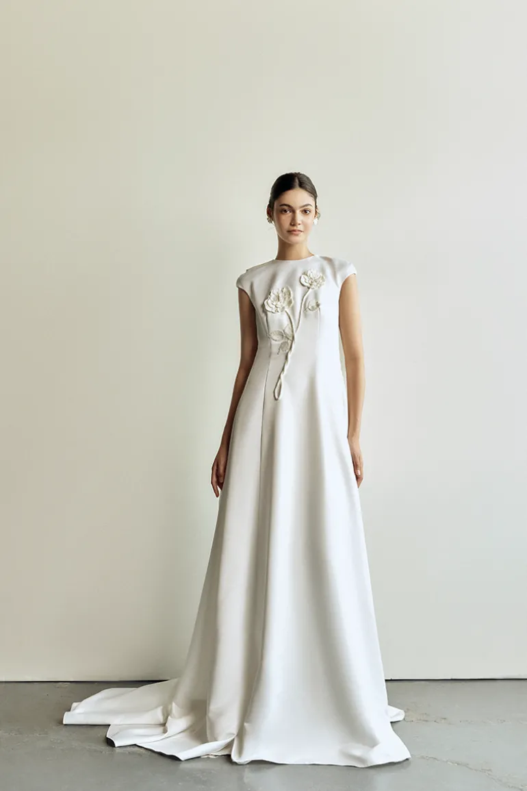 Dresses | Gowns<CULT MIA HILARY LONG GOWN Simply White