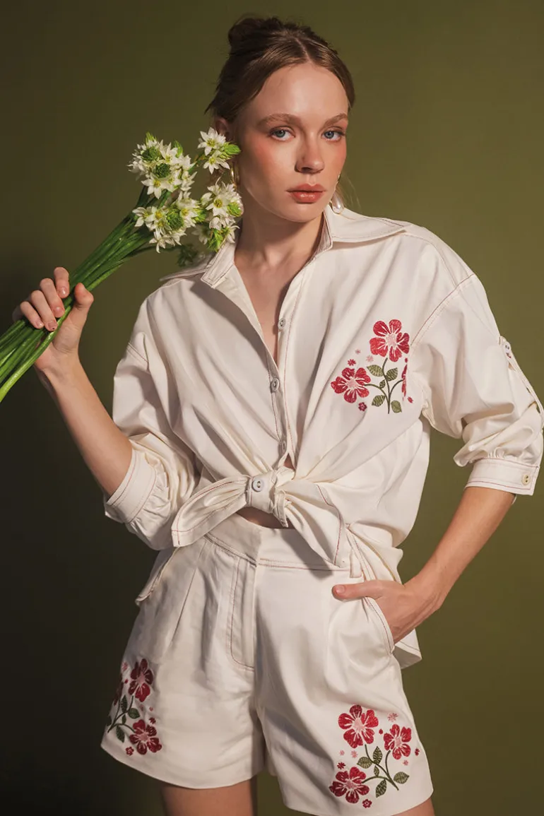 Tops<CULT MIA HONEY ROSE BLOUSE Embroidery Honey Rose