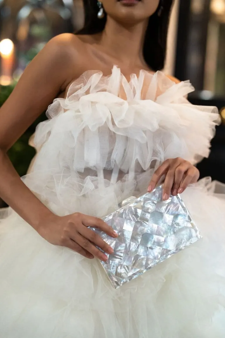 Clutch Bags<CULT MIA ATHENA MOTHER OF PEARL CLUTCH Ivory
