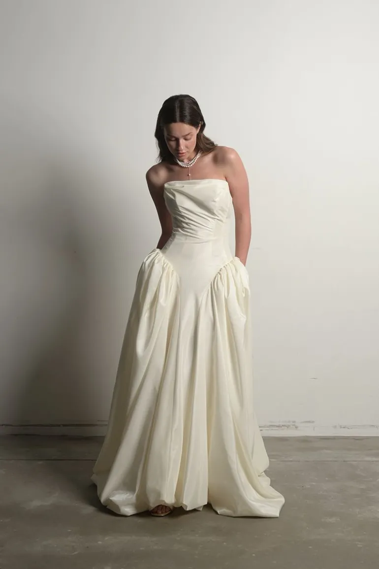 Dresses | Gowns<CULT MIA PRINCESS TAFFETA DROP WAIST GOWN Ivory