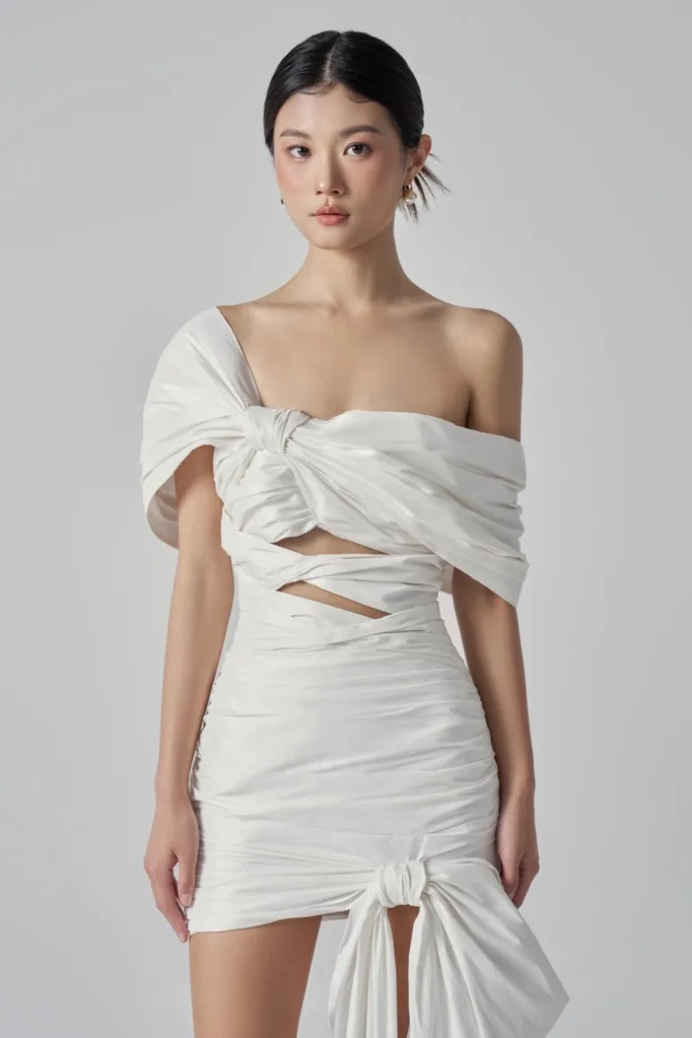 Dresses | Mini Dresses<CULT MIA KENDALL TAFFETA CUT OUT DRESS IN White