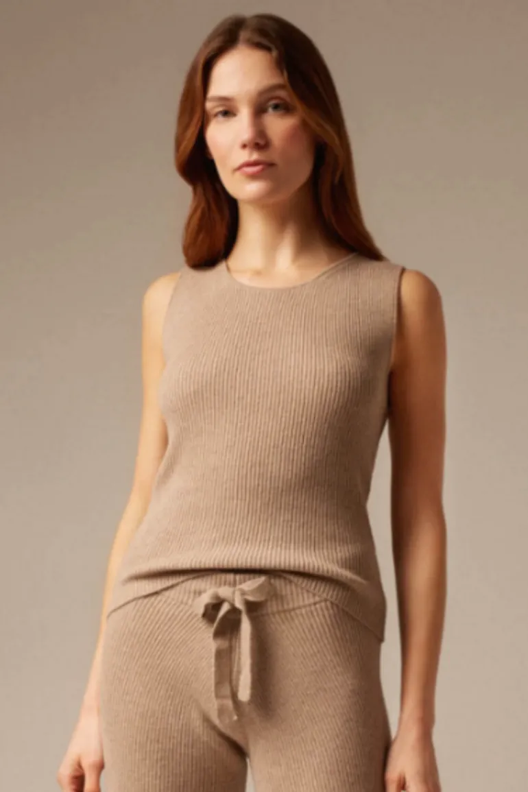 Tops<CULT MIA LOLA CASHMERE TANK TOP IN Sand