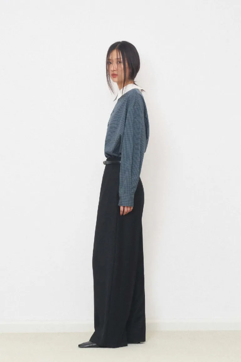 Pants<CULT MIA LOOSE PANTS WITH FRONT PLEATS IN Black