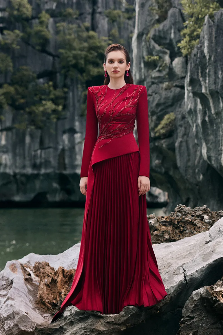 Outfit Sets<CULT MIA LUMIA SILK TOP AND SKIRT SET Red