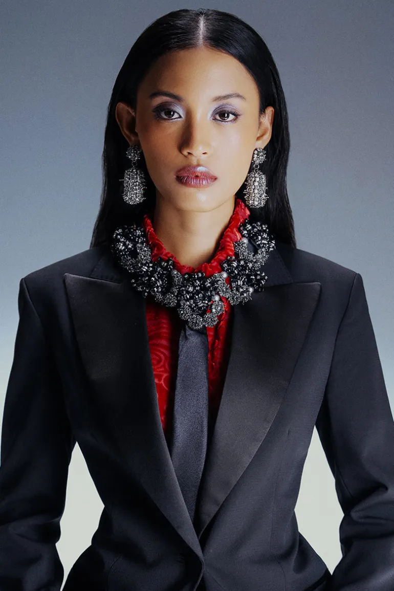Necklaces<CULT MIA MADELINE BLACK NECKLACE Grey, Black