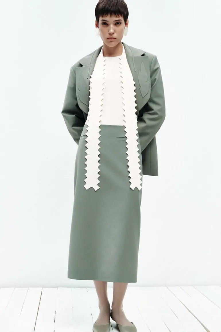 Skirts<CULT MIA MEREZHYVO MIDI SKIRT IN Green