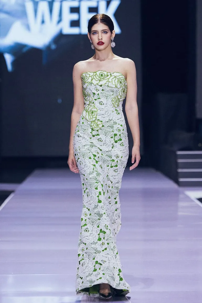 Dresses | Gowns<CULT MIA MERMAID STRAPLESS LACE DRESS Green/White