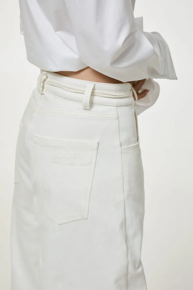 Pants<CULT MIA MILK COLORED RELAXED FIT JEANS White