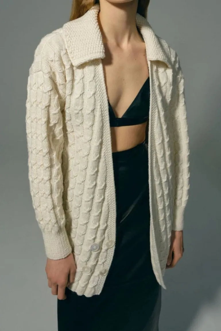 Knitwear<CULT MIA KNITTED DOUBLE-BREASTED JACKET Milk