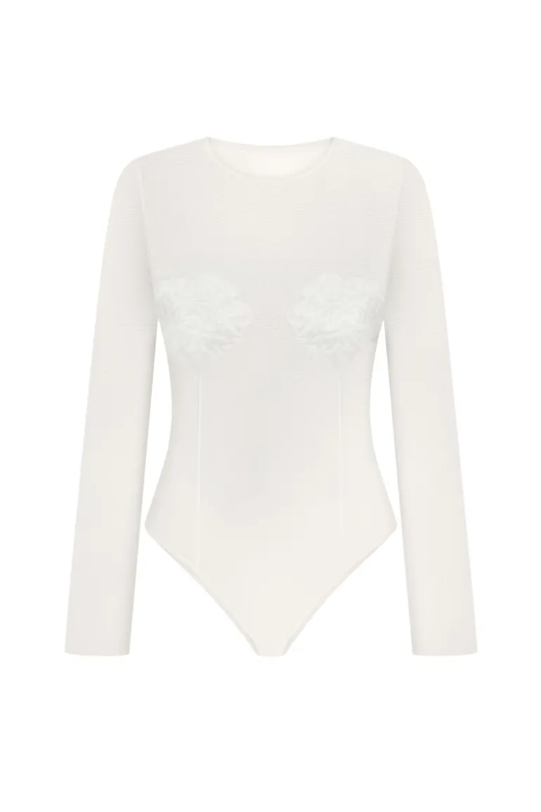 Tops<CULT MIA LONG SLEEVE EMBROIDERED TOP Milk