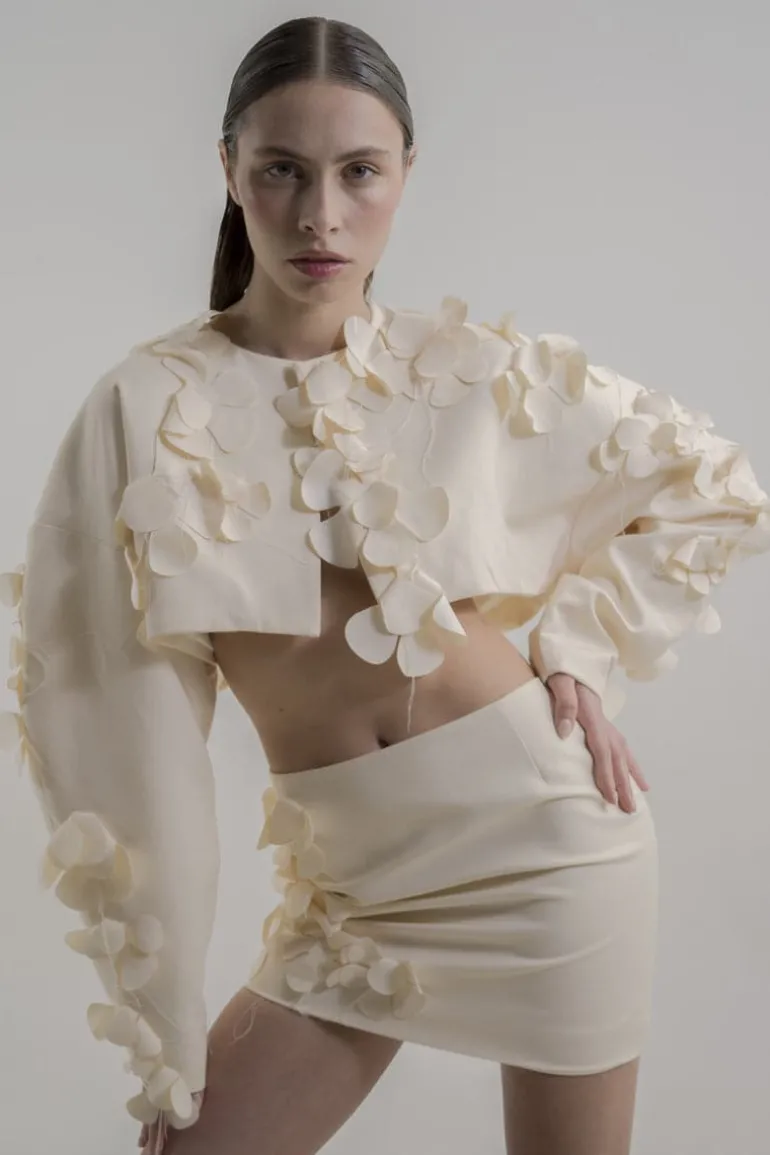 Knitwear<CULT MIA MILKY FLORAL BOLERO Milky White