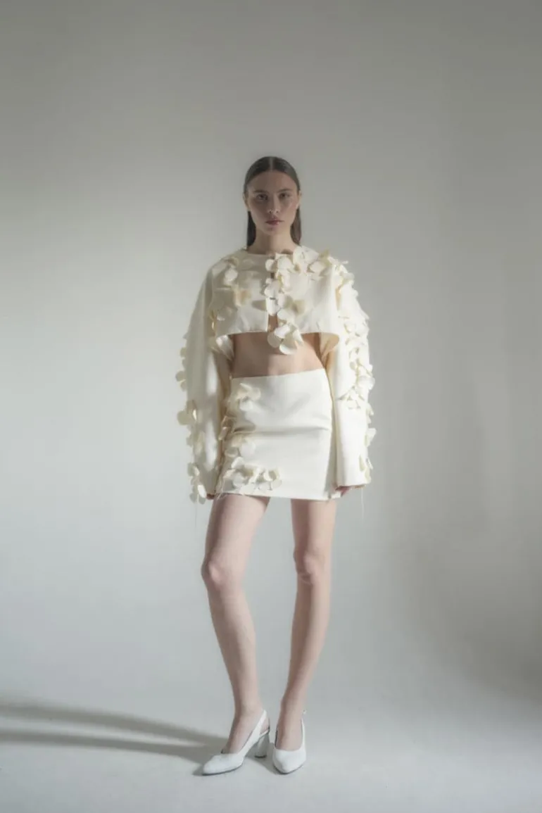 Skirts<CULT MIA MILKY FLORAL MINI SKIRT Milky White