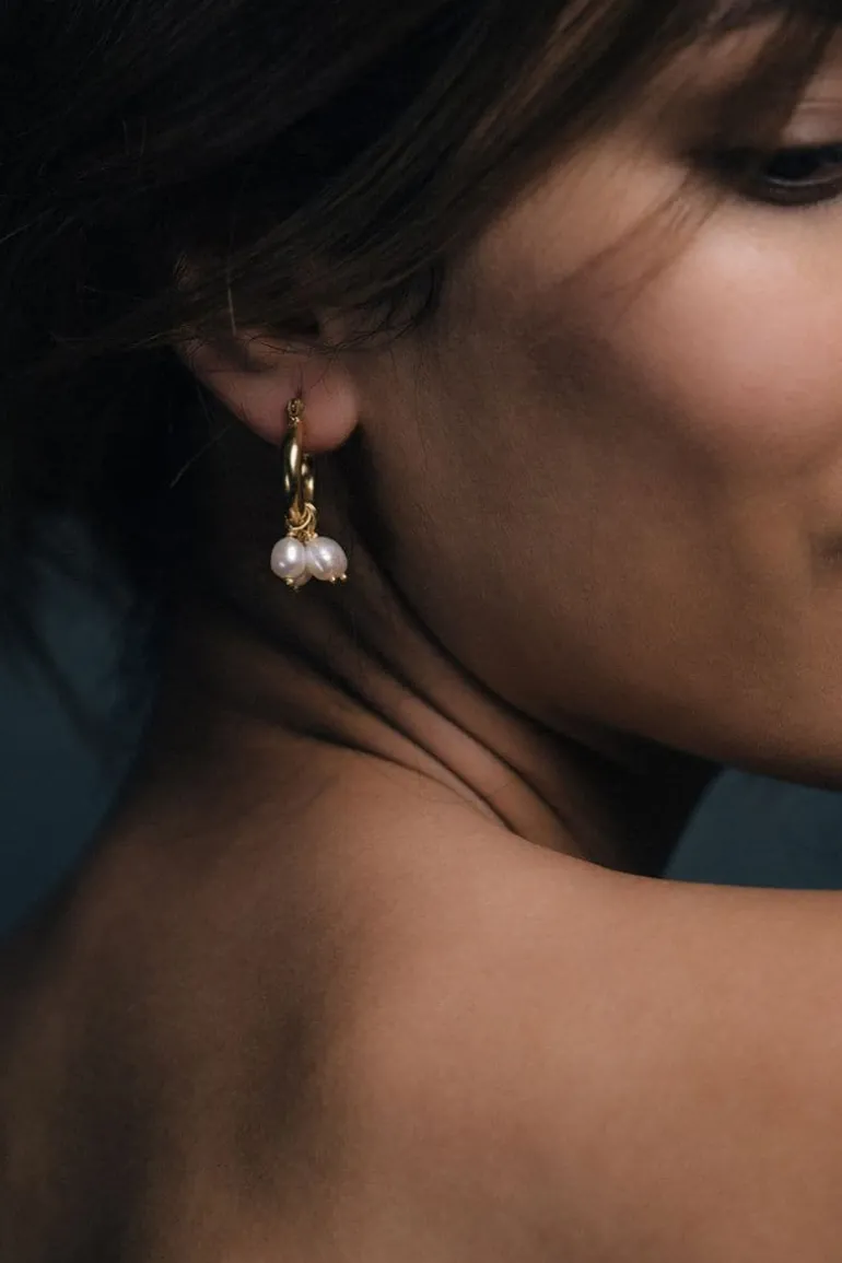 Earrings<CULT MIA MINI HOOPS WITH DETACHABLE PEARLS Gold & White